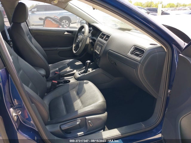 3VWD17AJ3EM416818 Volkswagen Jetta Sedan Se
