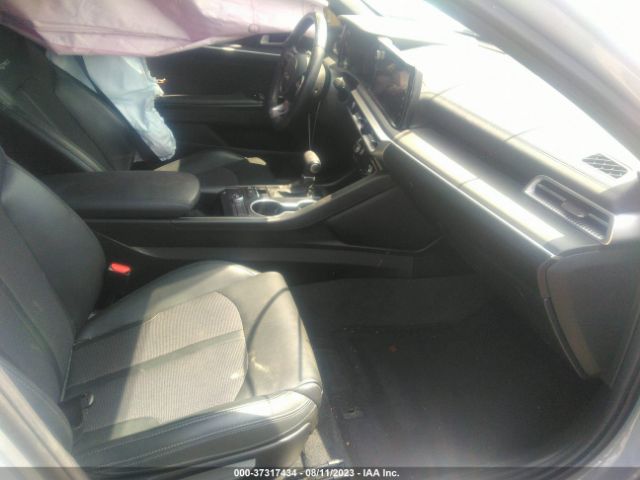 5XXG64J27NG111834 KIA K5 Gt-line