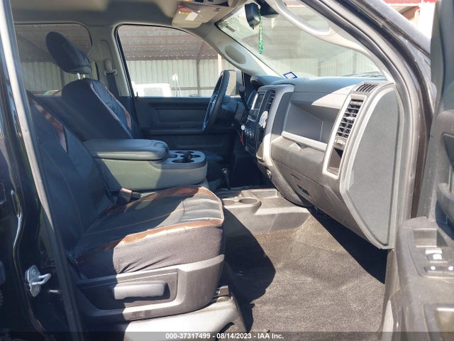 2016 RAM 2500 TRADESMAN VIN: 3C6UR5CL8GG129644