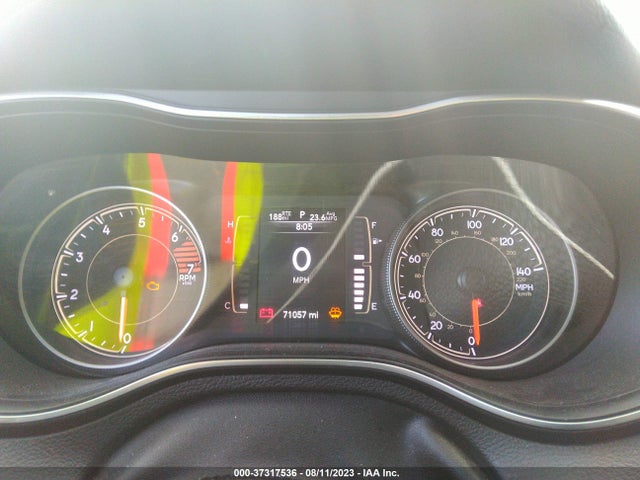 1C4PJLCB8KD122871 Jeep Cherokee Latitude