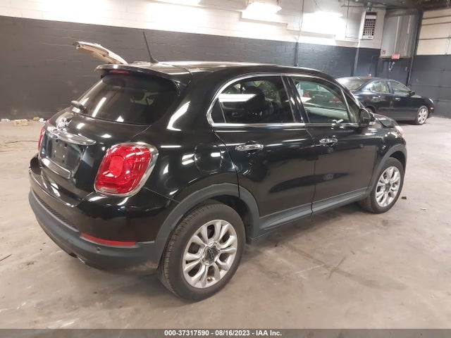 ZFBCFXDT1GP340478 Fiat 500x Lounge