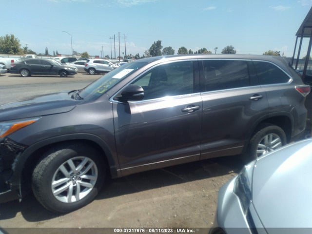 Toyota Highlander Le 2016 5TDZKRFH4GS154608 Image 15