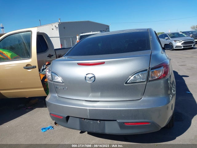 2011 MAZDA MAZDA3 I TOURING VIN: JM1BL1VG9B1472917