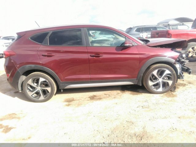 KM8J33A22HU366362 Hyundai Tucson Sport