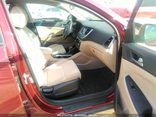 KM8J33A22HU366362 Hyundai Tucson Sport