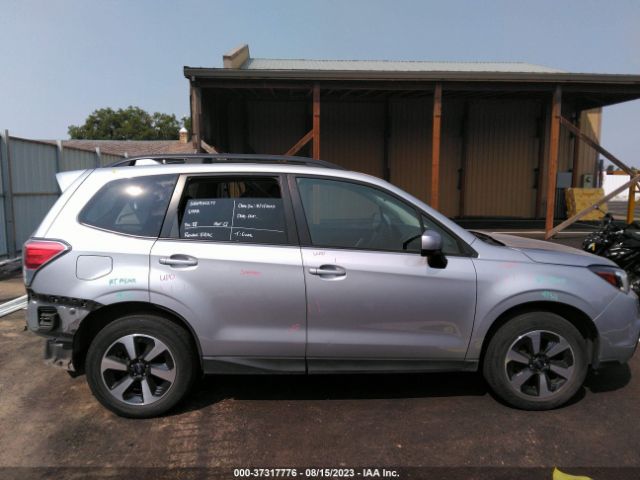 JF2SJAEC4JG571435 Subaru Forester Premium