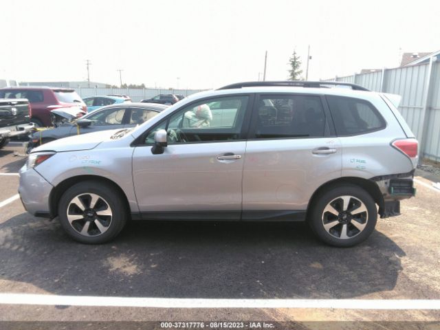 JF2SJAEC4JG571435 Subaru Forester Premium