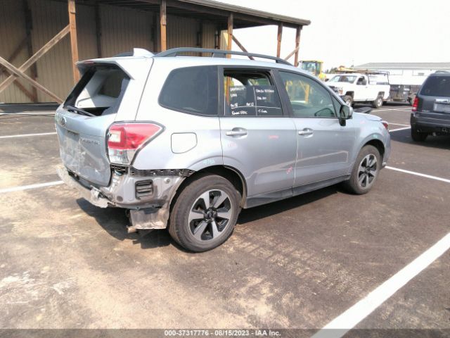 JF2SJAEC4JG571435 Subaru Forester Premium