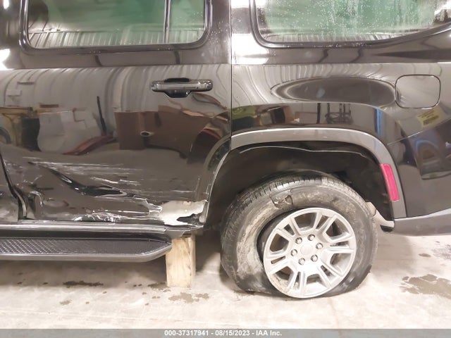 1C4SJVAT9NS228151 Jeep Wagoneer Series I