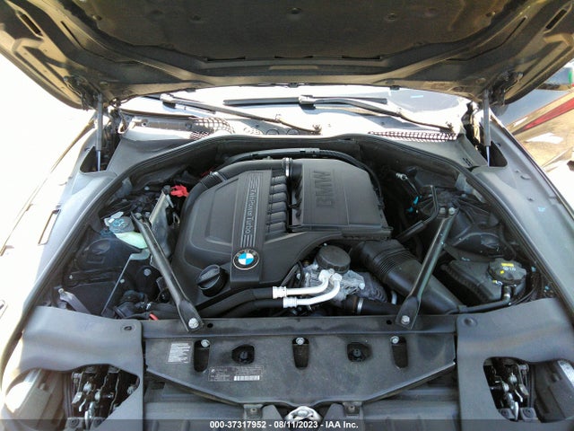 BMW 6 Series 640i 2015 WBA6A0C52FD318862 Image 16