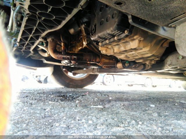 KNDMB5C10G6119445 KIA SEDONA LX