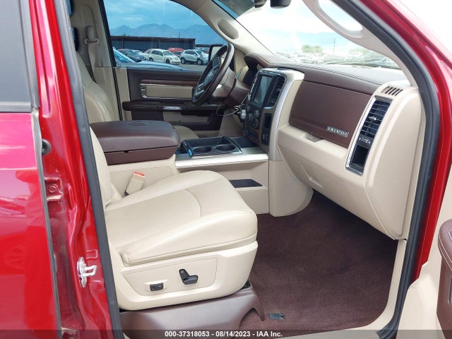1C6RR7NT9ES445882 RAM 1500 Laramie