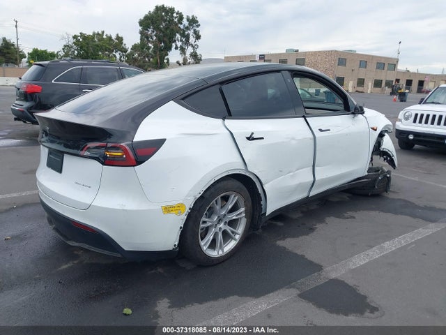 7SAYGDEE1NF555514 Tesla Model Y Long Range