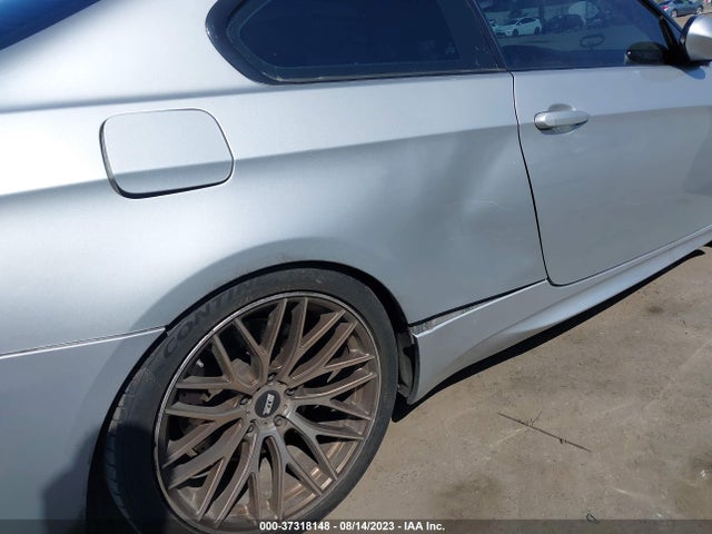 2009 BMW 3 SERIES 335I VIN: WBAWB73559P047837