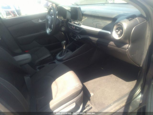 3KPF24AD0KE104852 KIA FORTE FE