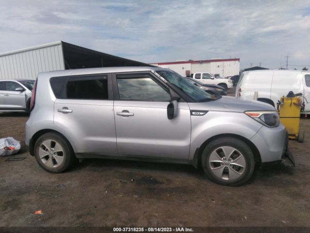 KNDJN2A29F7803438 KIA Soul Base