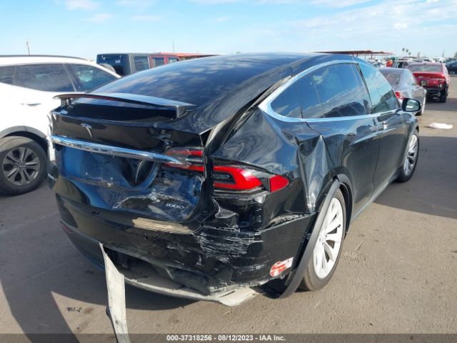 5YJXCDE2XJF110578 Tesla Model X 75d/100d/p100d
