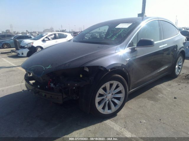 5YJXCDE25JF114134 Tesla Model X 75d/100d/p100d