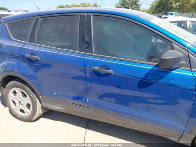 1FMCU0F70KUC02656 Ford ESCAPE S