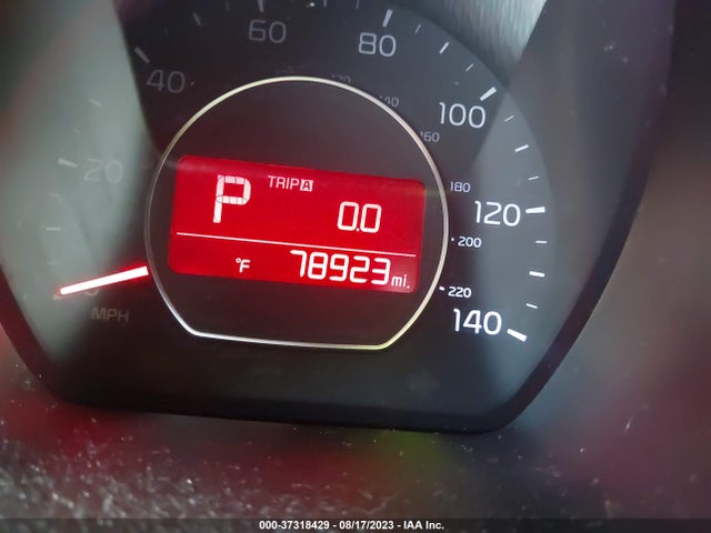 KIA SOUL + 2016 KNDJP3A59G7277310 Image 14