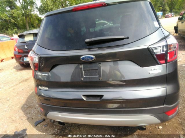 1FMCU0GD8HUA40563 Ford ESCAPE SE