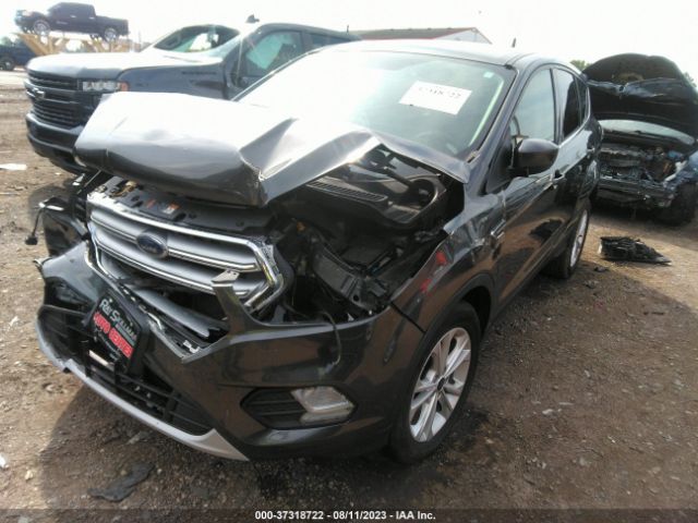 1FMCU0GD8HUA40563 Ford ESCAPE SE