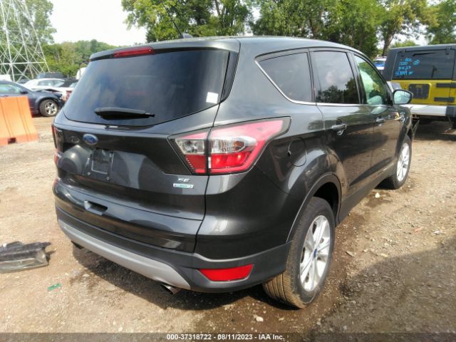 1FMCU0GD8HUA40563 Ford ESCAPE SE