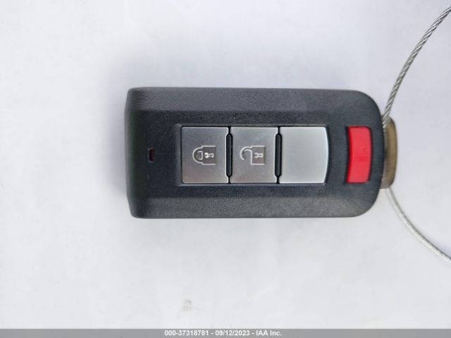 JA4AD3A39GZ011596 Mitsubishi Outlander Se/sel