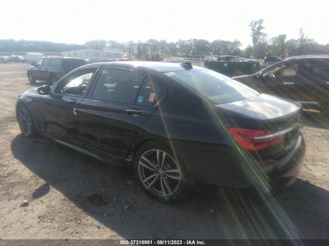 WBA7F2C56KB239055 BMW 7 Series 750i Xdrive