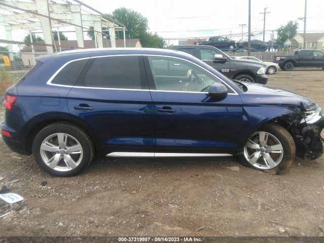WA1BNAFY2J2053070 Audi Q5 Premium Plus