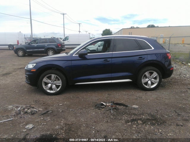 WA1BNAFY2J2053070 Audi Q5 Premium Plus