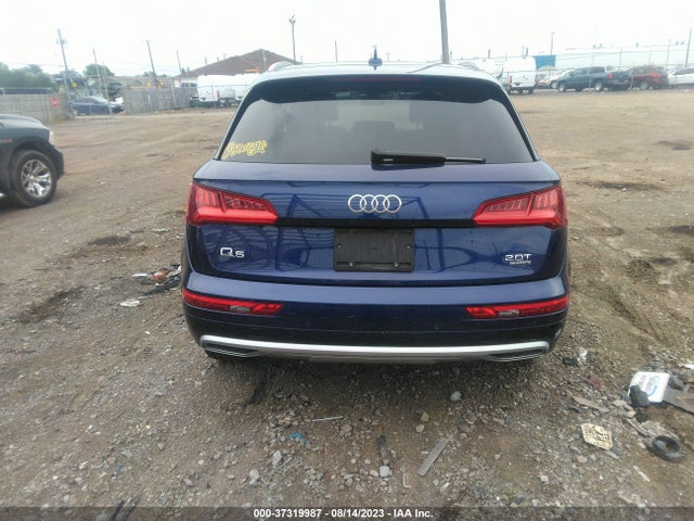 WA1BNAFY2J2053070 Audi Q5 Premium Plus