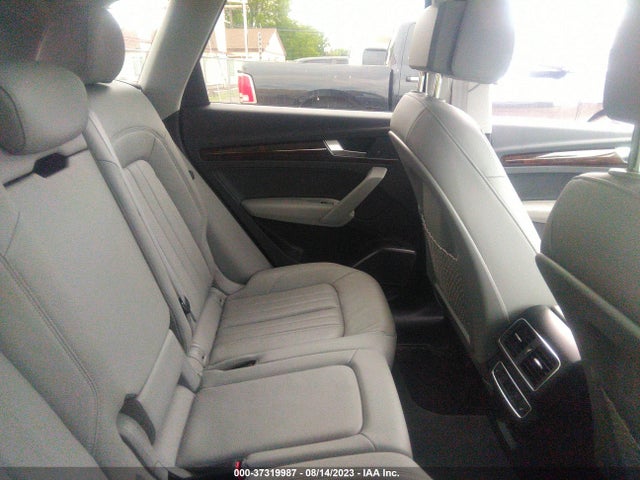 WA1BNAFY2J2053070 Audi Q5 Premium Plus