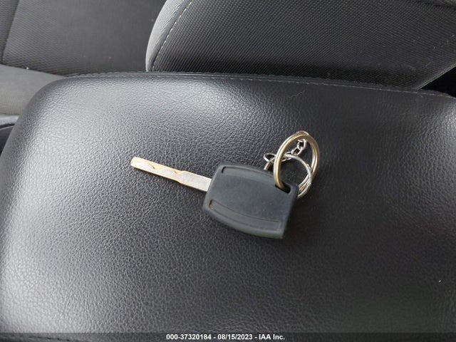 2014 FORD FOCUS SE VIN: 1FADP3F22EL457038