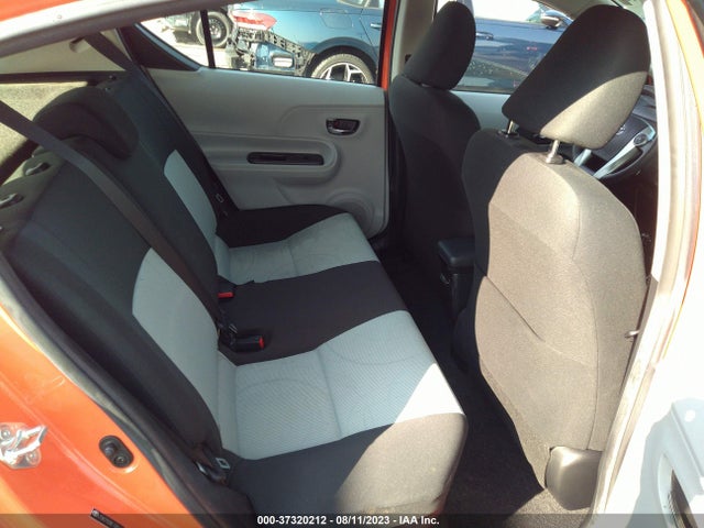 Toyota Prius C One/three/two/four 2014 JTDKDTB38E1085144 Image 8