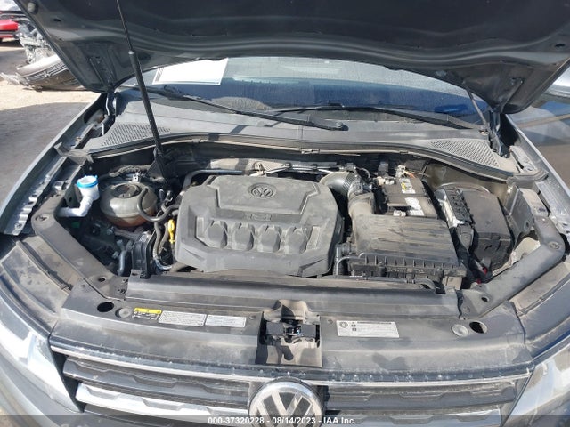 3VV2B7AXXJM150981 Volkswagen Tiguan Sel/se