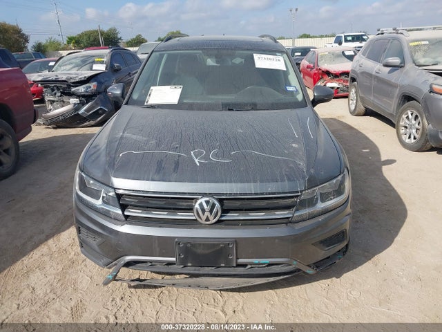 3VV2B7AXXJM150981 Volkswagen Tiguan Sel/se