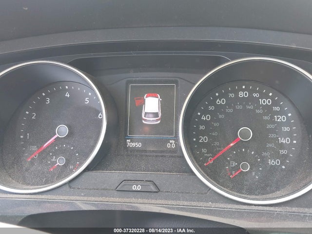 3VV2B7AXXJM150981 Volkswagen Tiguan Sel/se