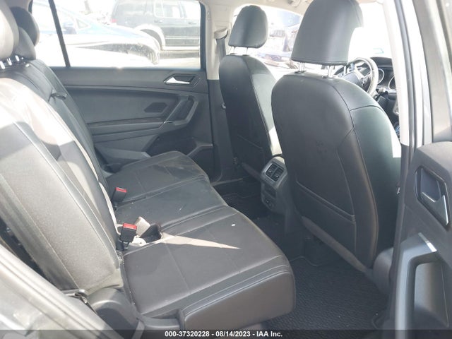 3VV2B7AXXJM150981 Volkswagen Tiguan Sel/se