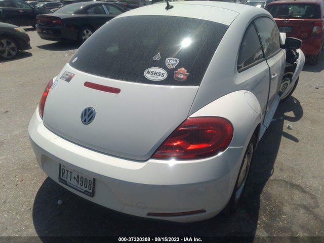 2013 VOLKSWAGEN BEETLE COUPE 3VWJX7AT5DM607612 Photo 3