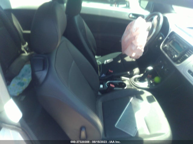 2013 VOLKSWAGEN BEETLE COUPE 3VWJX7AT5DM607612 Photo 4