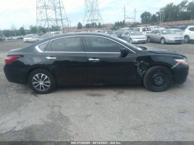 1N4AL3AP0HN343579 Nissan Altima 2.5 S