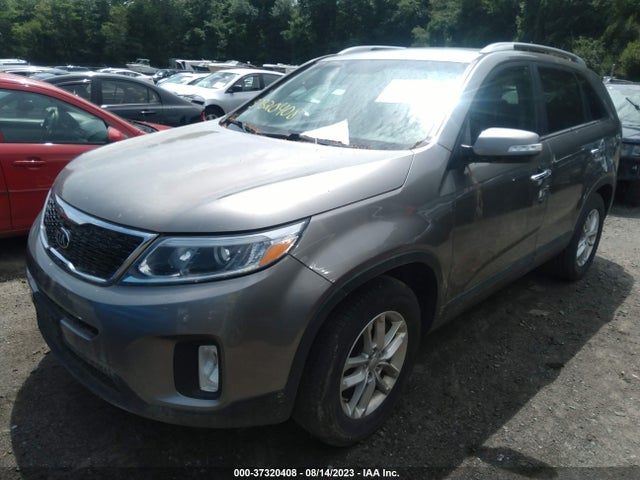 2015 KIA SORENTO LX VIN: 5XYKTDA6XFG634431