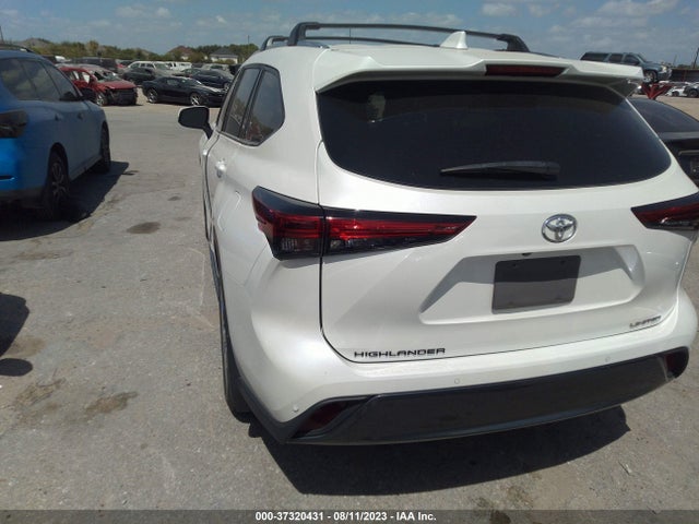 Toyota Highlander Limited 2021 5TDYZRAHXMS523823 Image 3