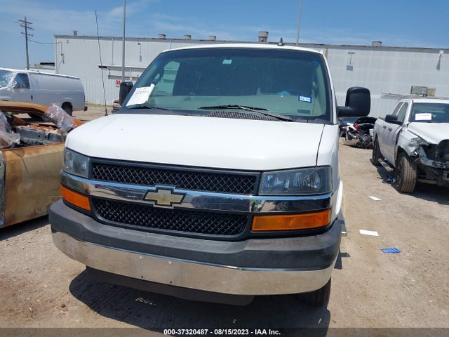 Chevrolet Express Passenger Lt 2016 1GAZGPFGXG1323971 Image 11
