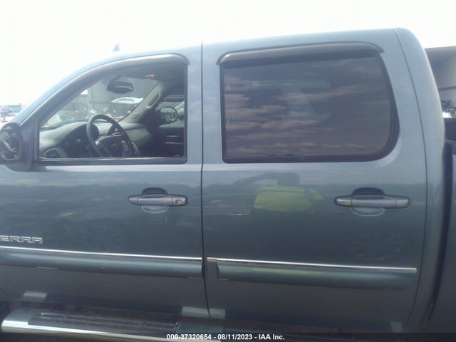 2011 GMC SIERRA 1500 SLE VIN: 3GTP2VE33BG246225