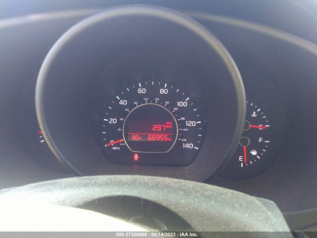 KNDJN2A23E7084038 KIA Soul Base