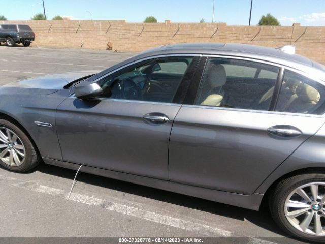 WBA5A5C55FD523827 BMW 5 Series 528i