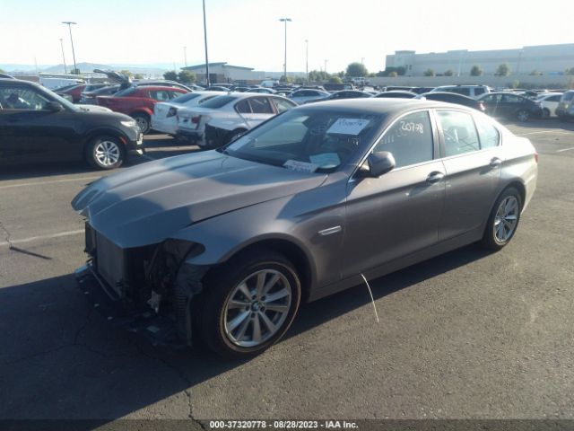 WBA5A5C55FD523827 BMW 5 Series 528i