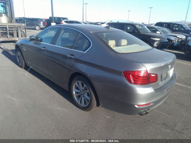 WBA5A5C55FD523827 BMW 5 Series 528i